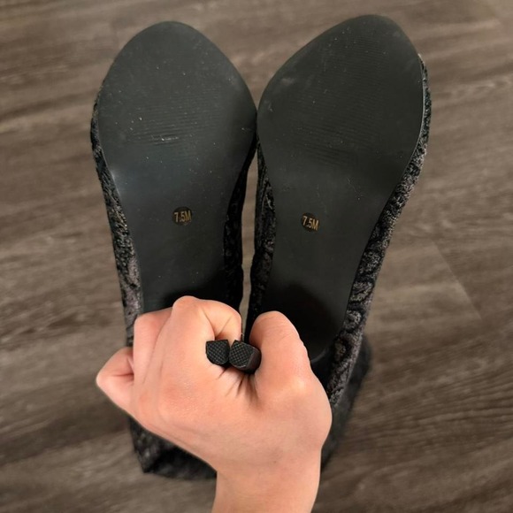 Early 2000s Black Paisley Tapestry Knee-High Boots - Picture 9 of 9